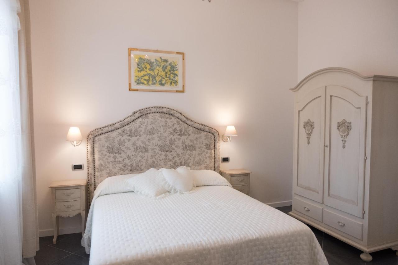 Artemisia Appartement Viareggio Buitenkant foto