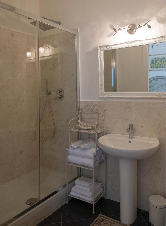 Artemisia Appartement Viareggio Buitenkant foto