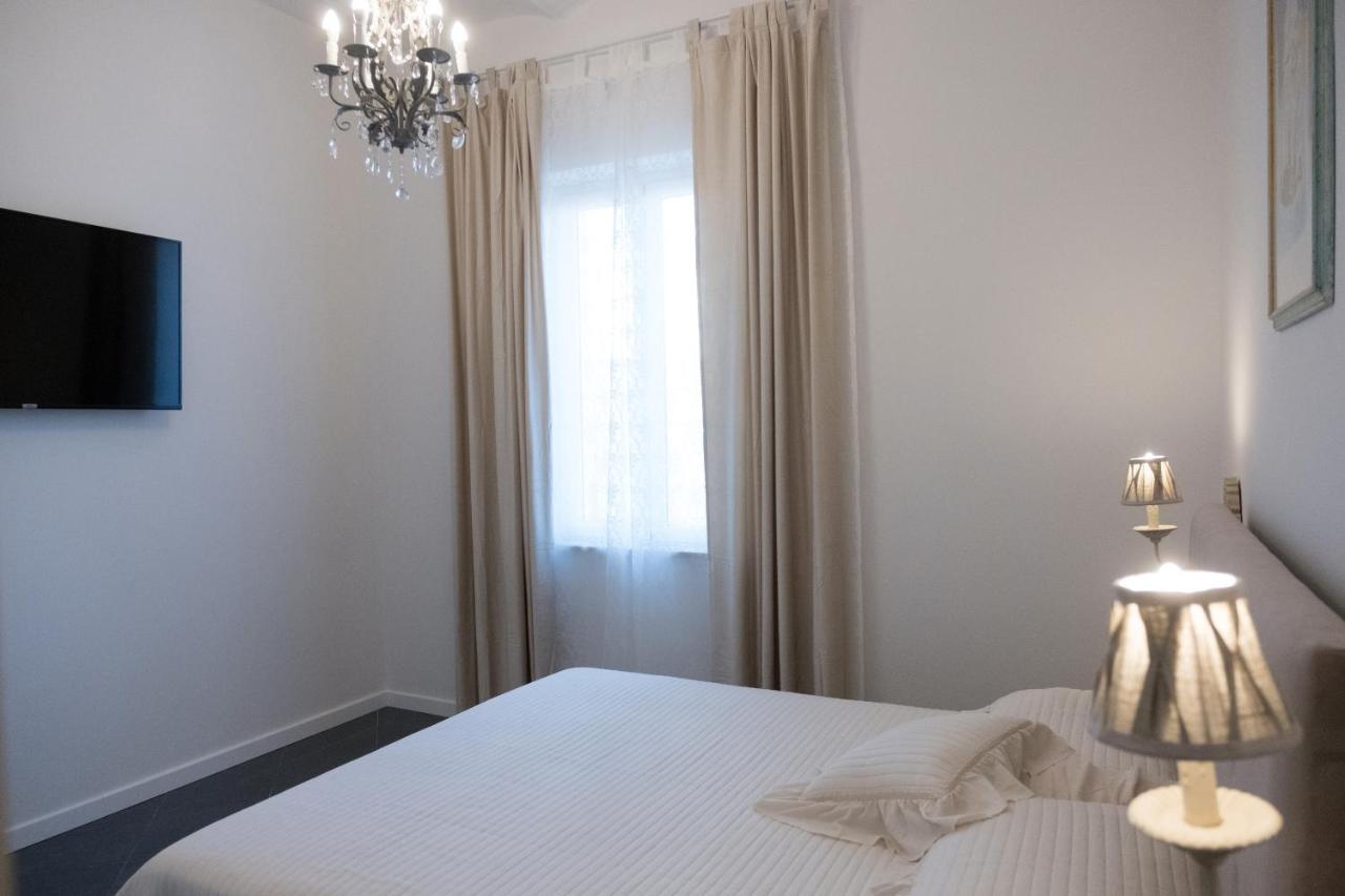 Artemisia Appartement Viareggio Buitenkant foto